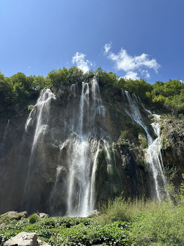 💦世界級瀑布夢境｜克羅埃西亞 Plitvice 湖群奇景