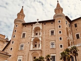 🏰 “Urbino: The Renaissance Jewel on a Hill”