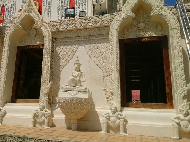เที่ยว..วัดข่อย เพชรบุรี