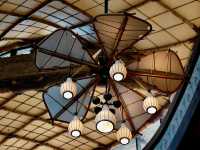 Hong Kong Disneyland Explorers Lodge: Aesthetic Journeys Through Design