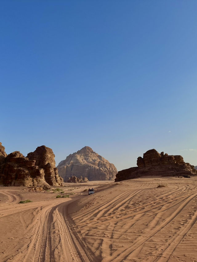 Jeep 4x4 Adventure in Wadi Rum
