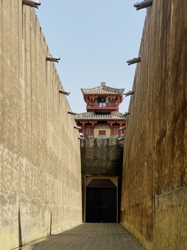 Hengdian ความยิ่งใหญ่ เดินขาลาก Hengdian ความยิ่งใหญ่ เดินขาลาก