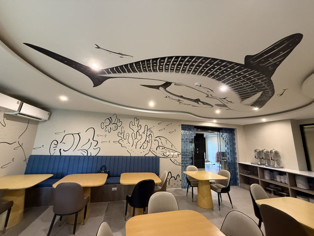 โรงแรมตีมวาฬ!