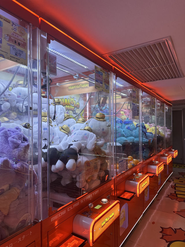 The Ultimate Claw Machine Paradise at Sunway Pyramid 🎡🕹️ The Ultimate Claw Machine Paradise at Sunway Pyramid 🎡🕹️