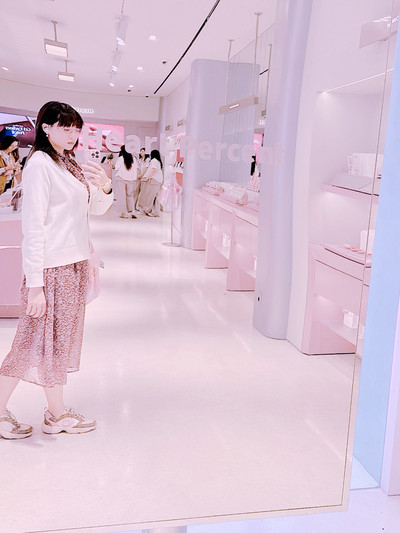 ピンクの旗艦店「Heart Present」がオープン！乙女心がくすぐられる