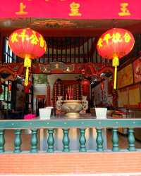 Hidden Temples & Quiet Vibes: My Wu Lei Gong Escape in Bukit Batok 🏮✨