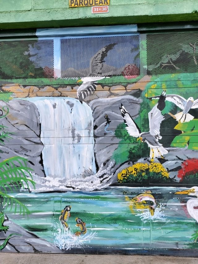 Fun trip to colourful town,  Guatape 