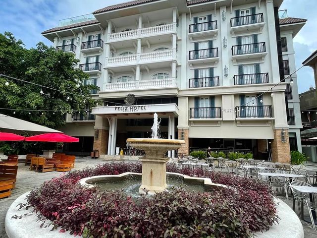 Feliz Hotel Boracay 🗺️