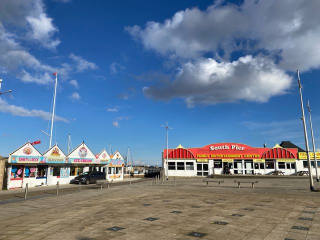 Lowestoft South Pier’s Coastal Promenade 🏖️🚶‍♂️