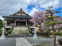 Gujo Hachiman: a charming little scenic town without crowds