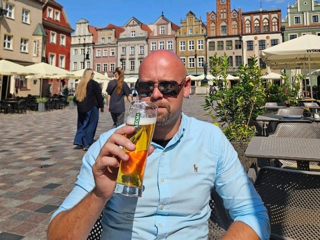 Chill Vibes at Poznan Old Town