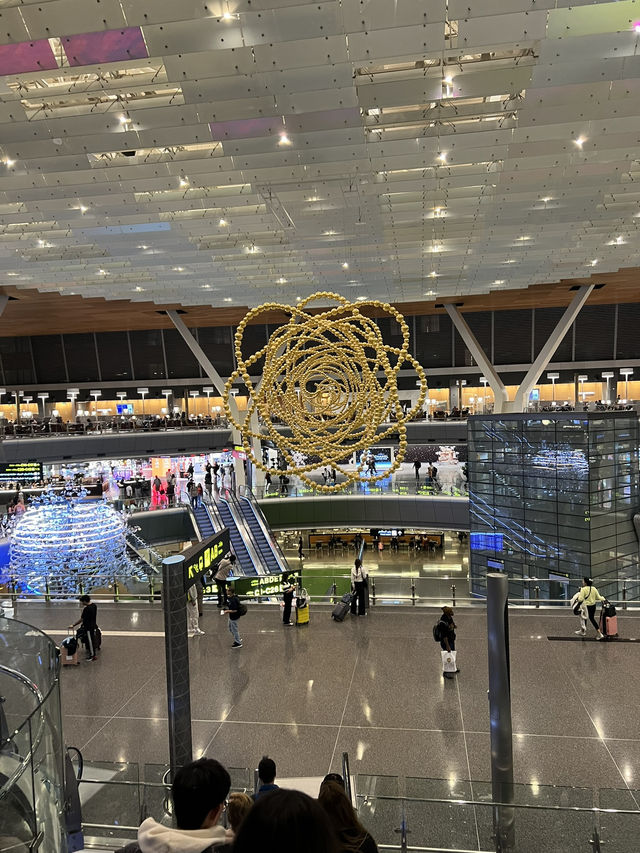✈️🌟 Hamad International Airport – The Gateway to the Future in Doha, Qatar 🌟✈️