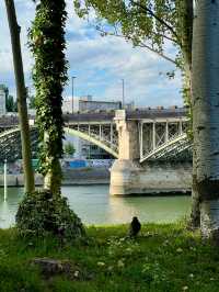 🏰🎡 Weekend Getaway in Nantes: History Meets Creativity 🌿✨