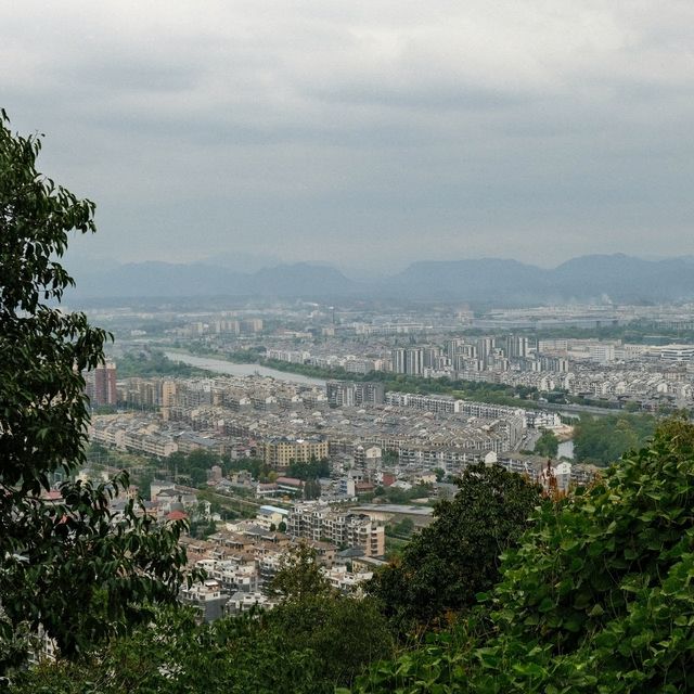 Skyline Views of Yushan County 🌄👀