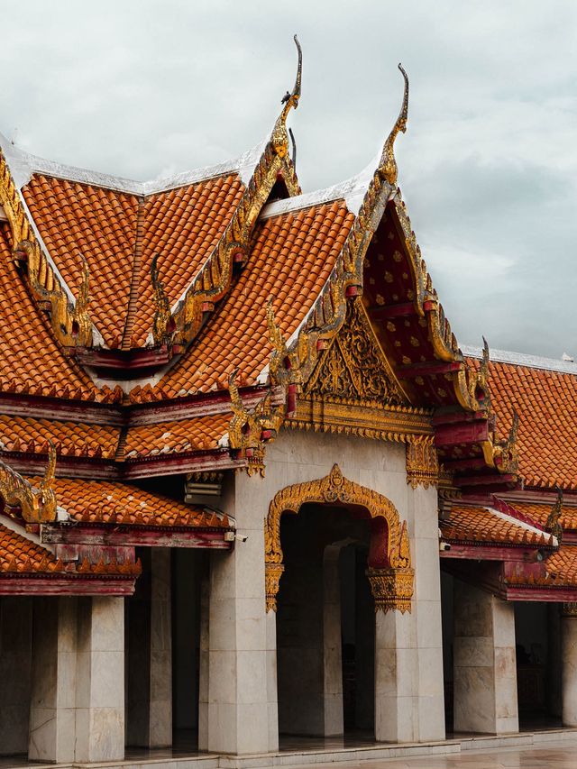 Marble Temple in Bangkok: Wat Benchamabophit 