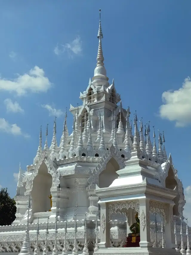 Prajna Temple with Zen charm; Xishuangbanna, Yunnan's paradise!