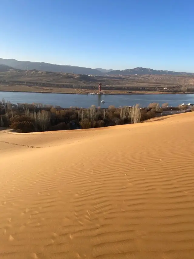 สำรวจสิ่งมหัศจรรย์ของทะเลทราย - สวนสาธารณะ Shapotou ใน Zhongwei