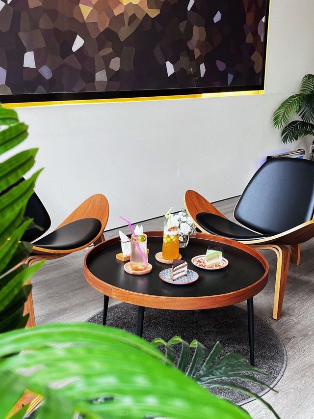☘️挖到一家賦有藝術畫廊氣息的coffee shop