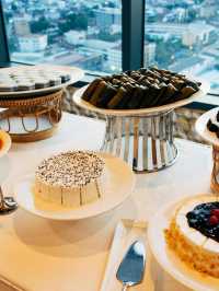 🌟 Vientiane's Finest: Muong Thanh Luxury Hotel 🌅