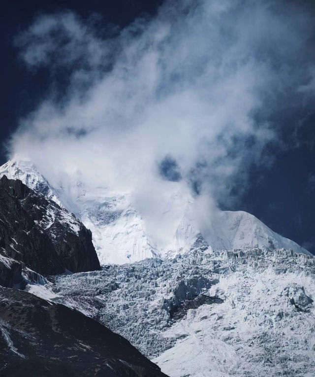 離雪山最近的地方～蜀山之王貢嘎雪山｜海螺溝旅遊攻略