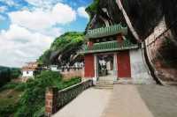 龍華山公園旅遊攻略