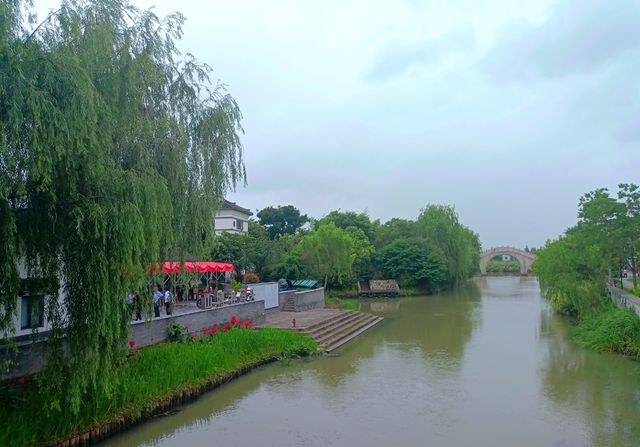 擁有三百年歷史的滬浙景點亮了，一橋跨兩省