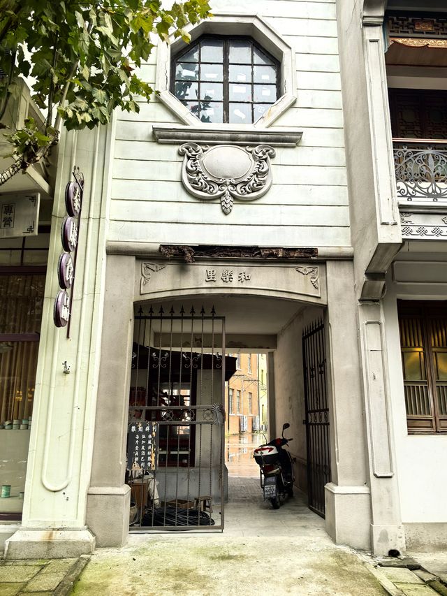 白相上海灘|上海車墩影視樂園。