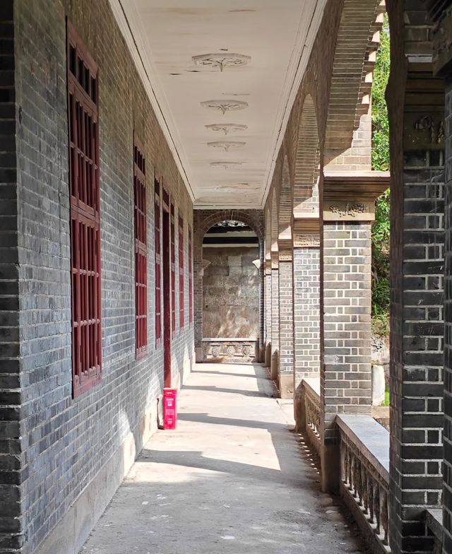 重慶有座舉人樓,中西合璧大宅風華。 重慶有座舉人樓,中西合璧大宅風華。