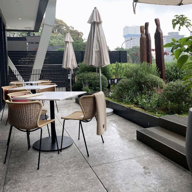 spacious cafe