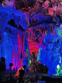 Mesmerizing Cave in Guilin! 🇨🇳