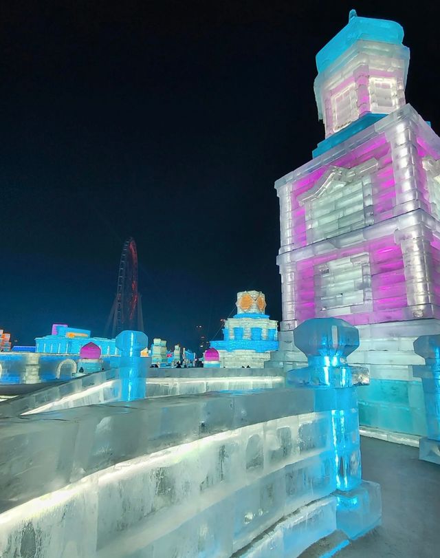 哈爾濱冰雪大世界夜景太震撼了！