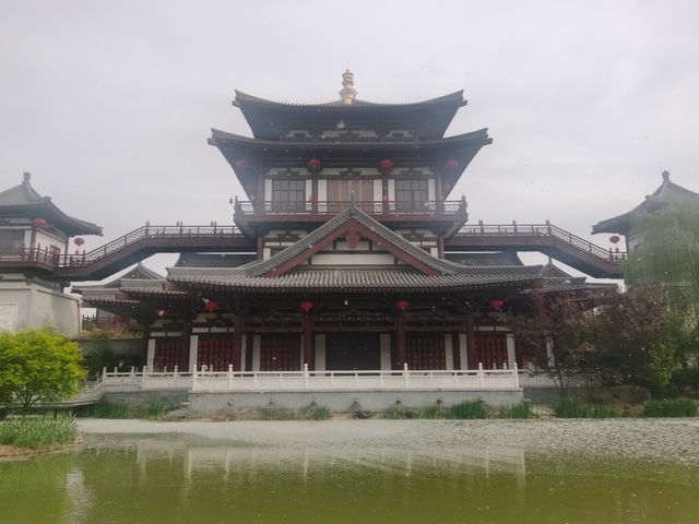 遊洛水畔的上陽宮文化宮