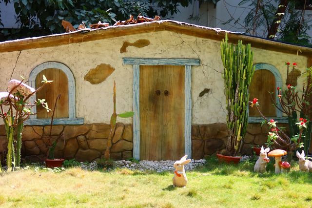 入住霍比特人仙境小屋 | 云至設計師度假酒店