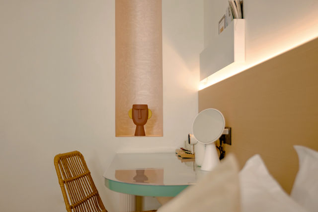 大雁塔地鐵站旁,邂逅藍色陽光房——您的詩意棲居之所 大雁塔地鐵站旁,邂逅藍色陽光房——您的詩意棲居之所