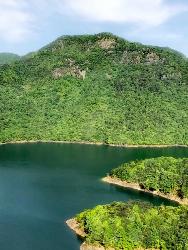 寧波寧海，呢片廣袤而秀美嘅土地上，有一個被大自然寵愛嘅地方——