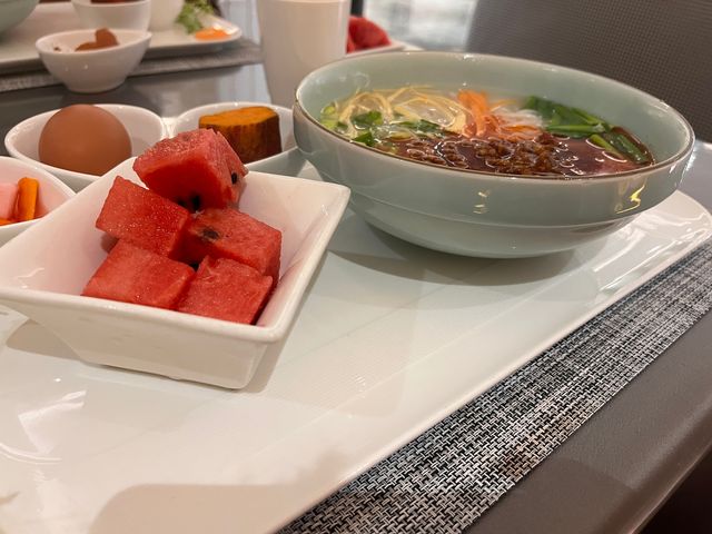 夢景喜月酒店，都市裡的世外桃源