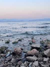 𝗗𝗮 𝗟𝗶大理·洱海「背靠蒼山，面向洱海」