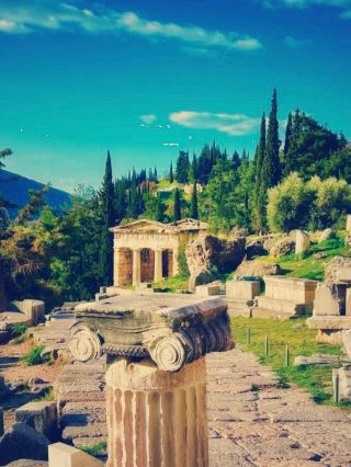 Mystical Oracle City: A Guide to Exploring the Ruins of Delphi, Greece