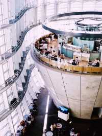 東京藝術打卡新地標】國立新美術館：建築與藝術的絕美交匯**  