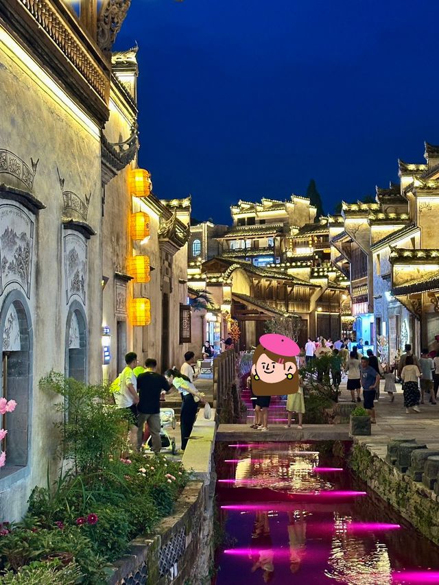 去婺源旅遊了，這家平價酒店住到想原地退休養老…