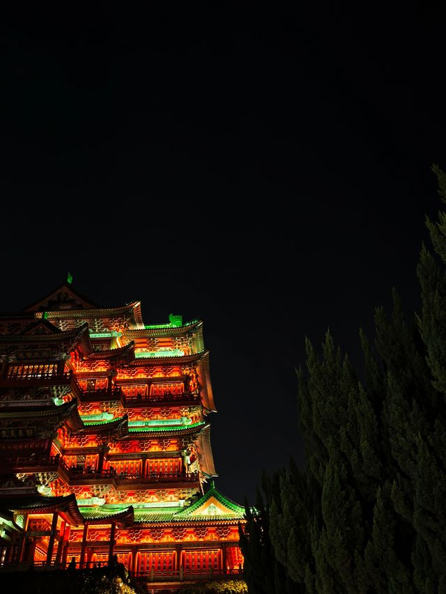南昌滕王閣夜遊攻略落霞與孤鶩齊飛的絕美夜景