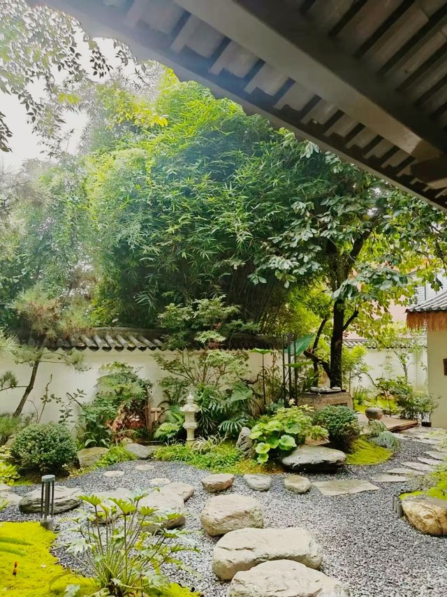 昆明西山絕美花園小院 茶馬嵐滇這個隱藏菜單絕了！