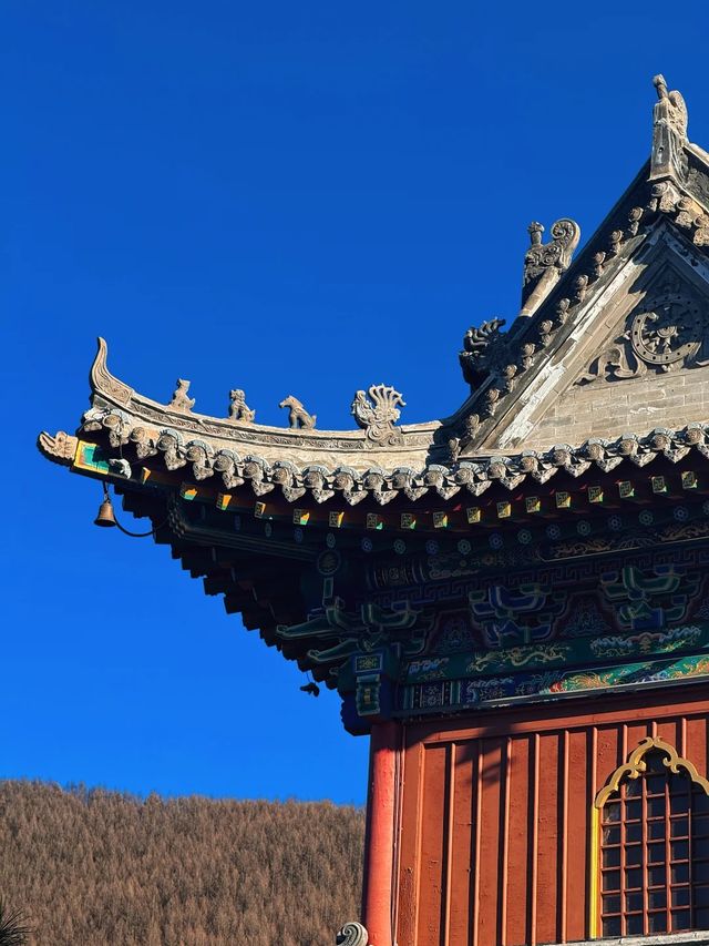 五台山淡季晚霞與1080級台階的挑戰