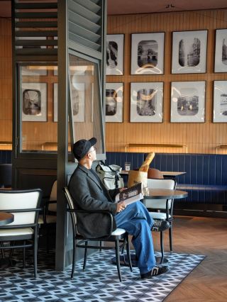 You can really snap a French-style atmospheric masterpiece effortlessly in Xi'an