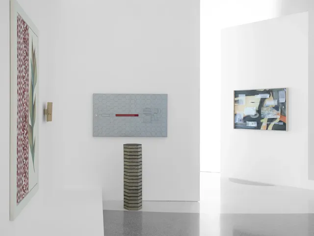 香格納三十周年特展：隙語浮步