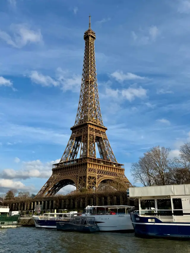 A reminder for friends who haven't been to Paris yet