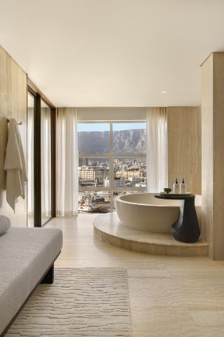 InterContinental Table Bay Cape Town masterfully interprets contemporary design