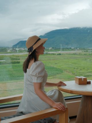 Discover the Hidden Gem of Shuhe｜Relax in Your Room and Witness the Golden Glow of Yulong Snow Mountain