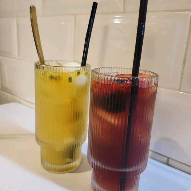 在韓式浴池內吃晚餐