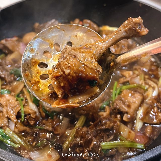 沙田大胃王必食任食雞豬鴨煲放題